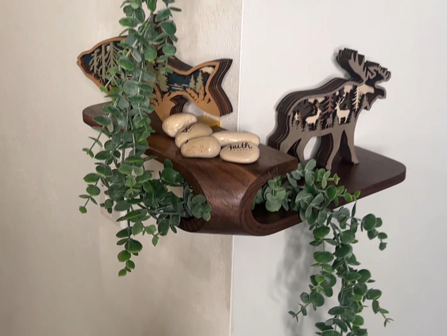 Folded corner Shelf /// Walnut
